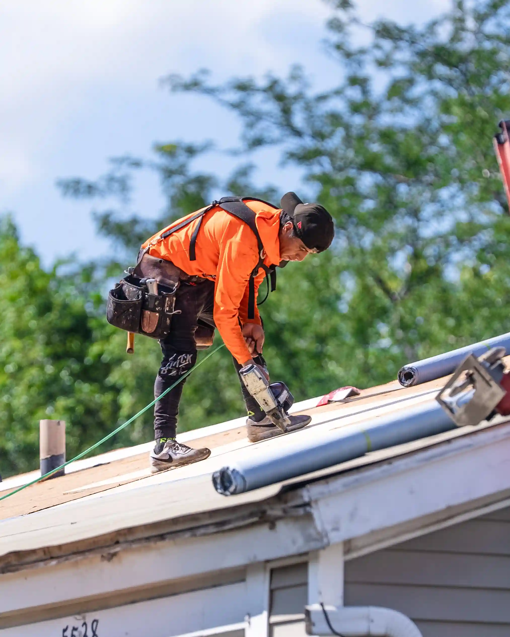 Professional roofing installation in Chicago, Illinois - GAF certified contractor